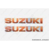 Наклейки (набор)   SUZUKI   (30х5см, красные)   (#7000C)